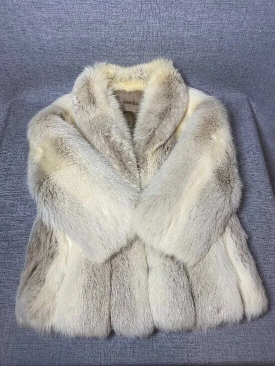 Vinatge NEIMAN MARCUS Fox Fur Coat - Picture 1 of 14